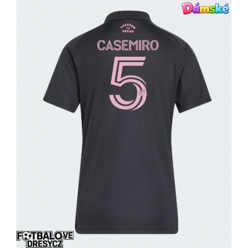 Inter Miami Casemiro #5 Dámské Venkovní Dres 2026-27 Krátký Rukáv Inter Miami Casemiro #5 Dámské Venkovní Dres 2026-27 Krátký Rukáv